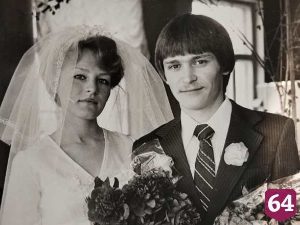 Саратовская пара познакомилась на новогоднем вечере и прожила в браке 45 лет