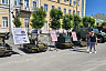На площади в Вольске открыли выставку военной техники